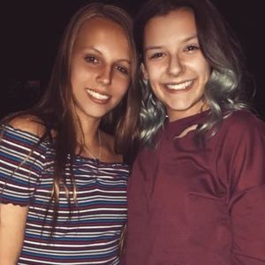 Meet your Posher, Simone